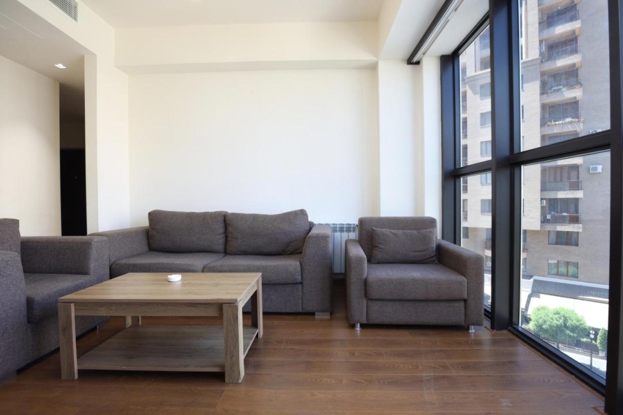 Stay Inn-Apartments On Buzand 17 耶烈万 外观 照片