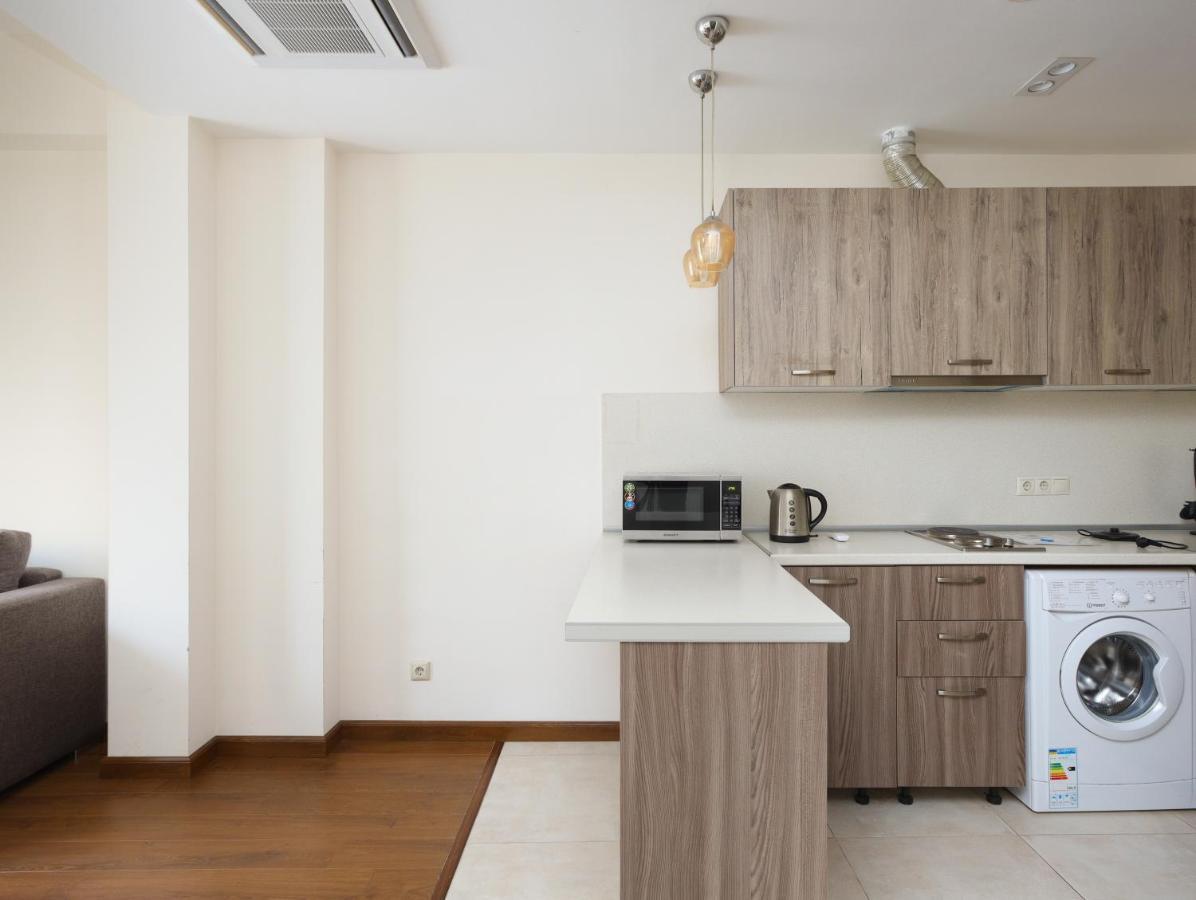 Stay Inn-Apartments On Buzand 17 耶烈万 外观 照片