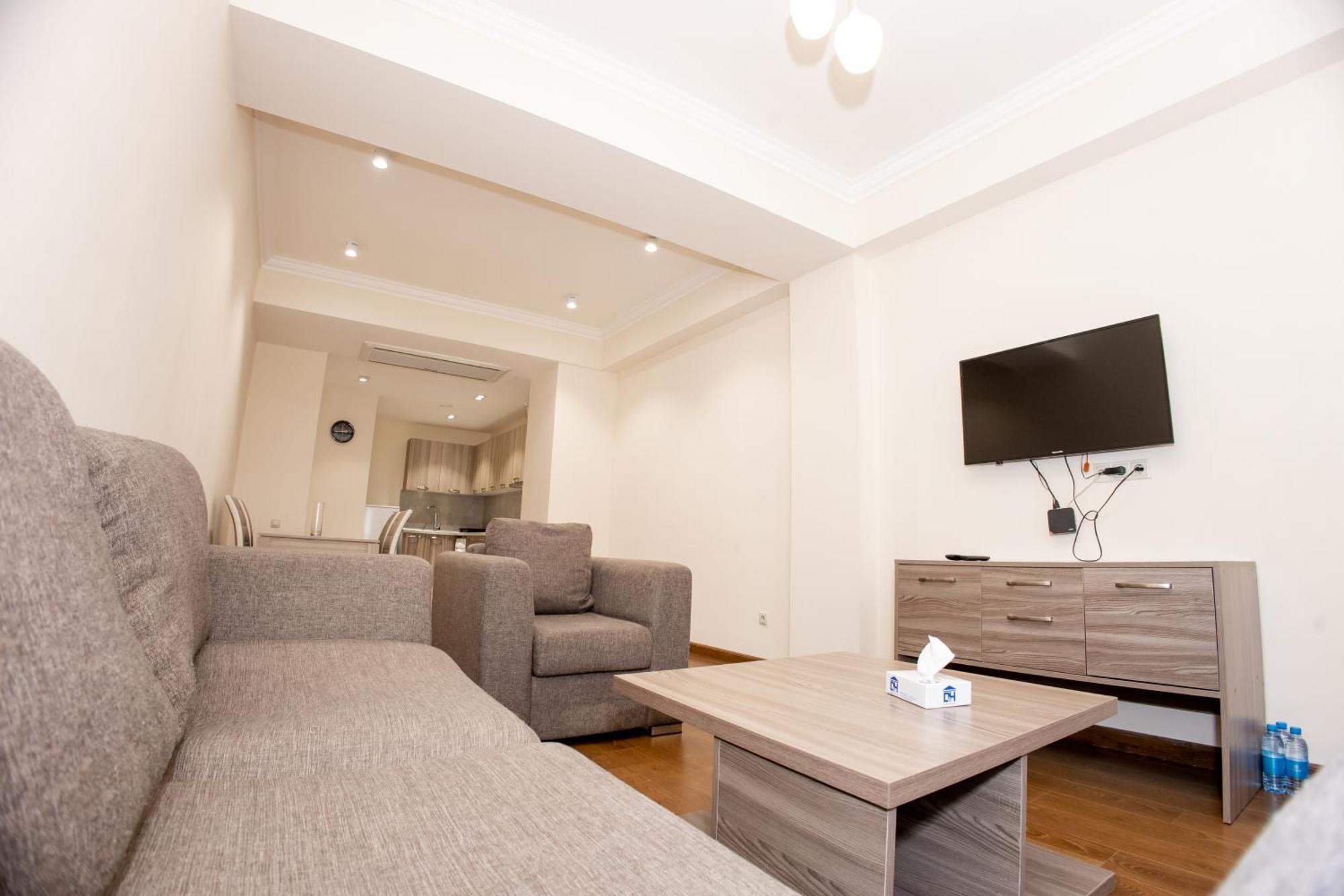 Stay Inn-Apartments On Buzand 17 耶烈万 外观 照片