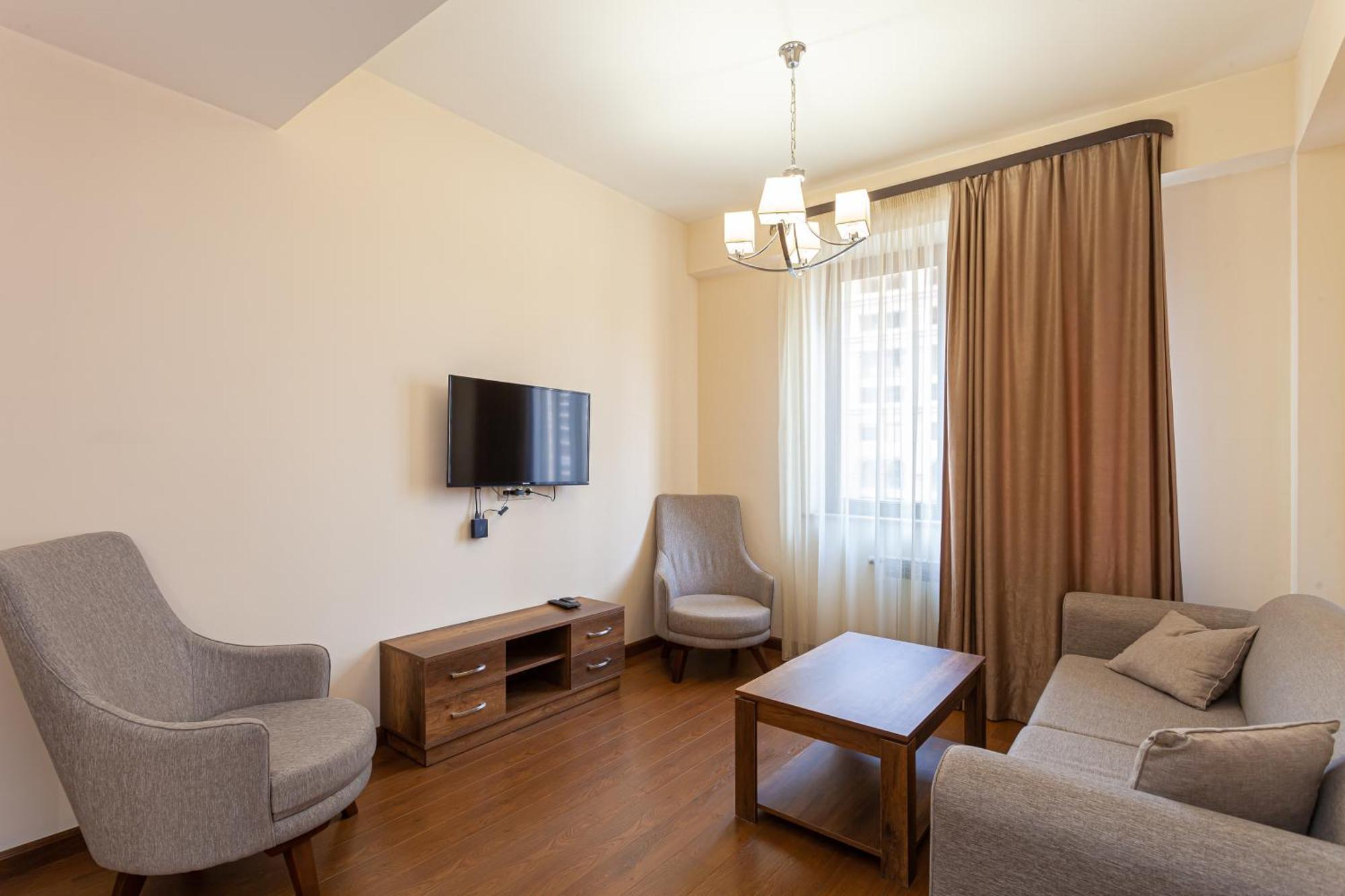 Stay Inn-Apartments On Buzand 17 耶烈万 外观 照片